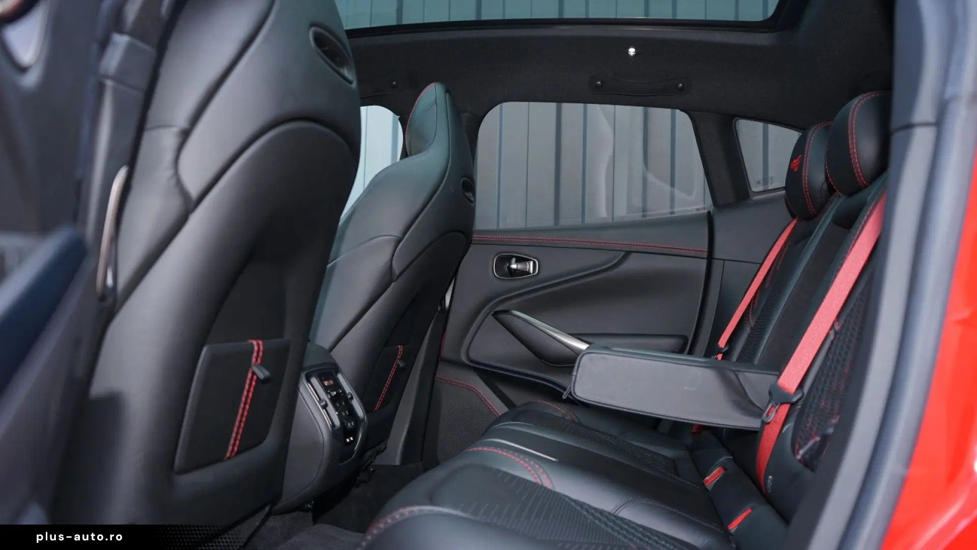 ASTON MARTIN DBX  707 23 FELGEN PANO AM GARANTIE BIS 04 2026