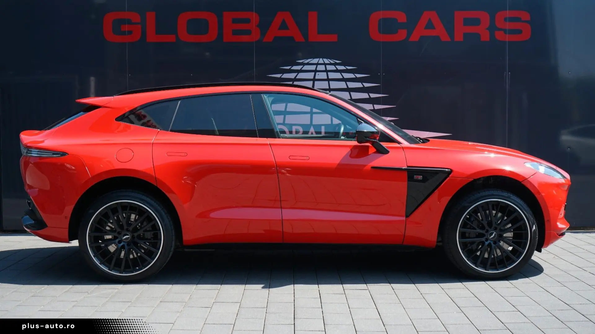 ASTON MARTIN DBX  707 23 FELGEN PANO AM GARANTIE BIS 04 2026