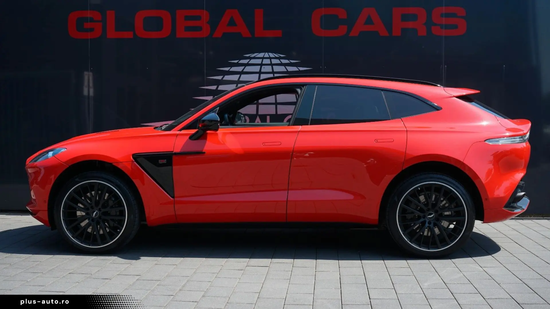 ASTON MARTIN DBX  707 23 FELGEN PANO AM GARANTIE BIS 04 2026