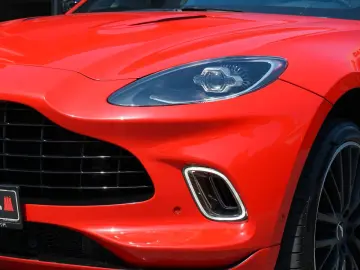 ASTON MARTIN DBX  707 23 FELGEN PANO AM GARANTIE BIS 04 2026