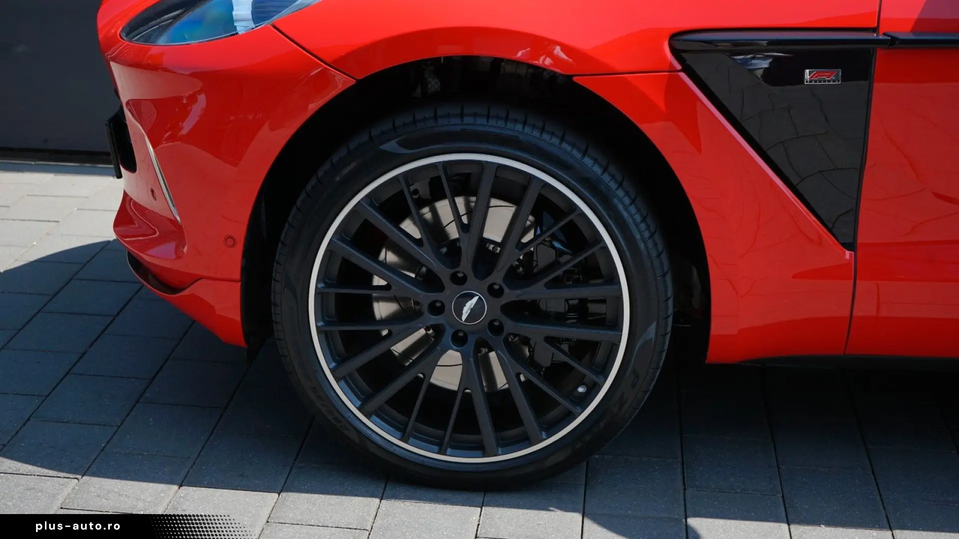 ASTON MARTIN DBX  707 23 FELGEN PANO AM GARANTIE BIS 04 2026