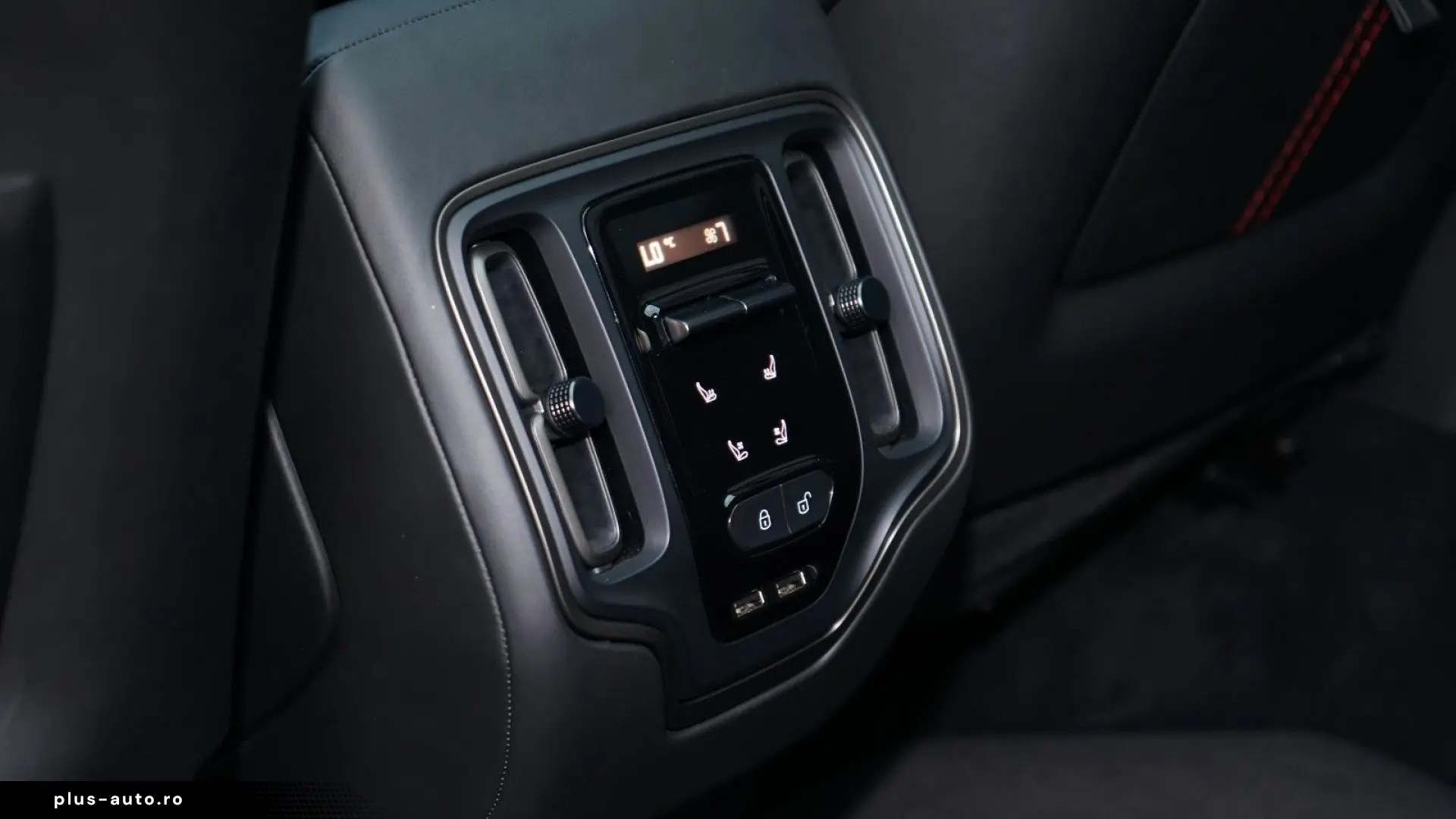 ASTON MARTIN DBX  707 23 FELGEN PANO AM GARANTIE BIS 04 2026