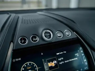 ASTON MARTIN DBX   Q by Aston   Satin Xenon Grey