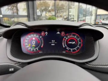 ASTON MARTIN DBX 4.0 V8 Pano Memory Leder ACC Luchtv&hellip;