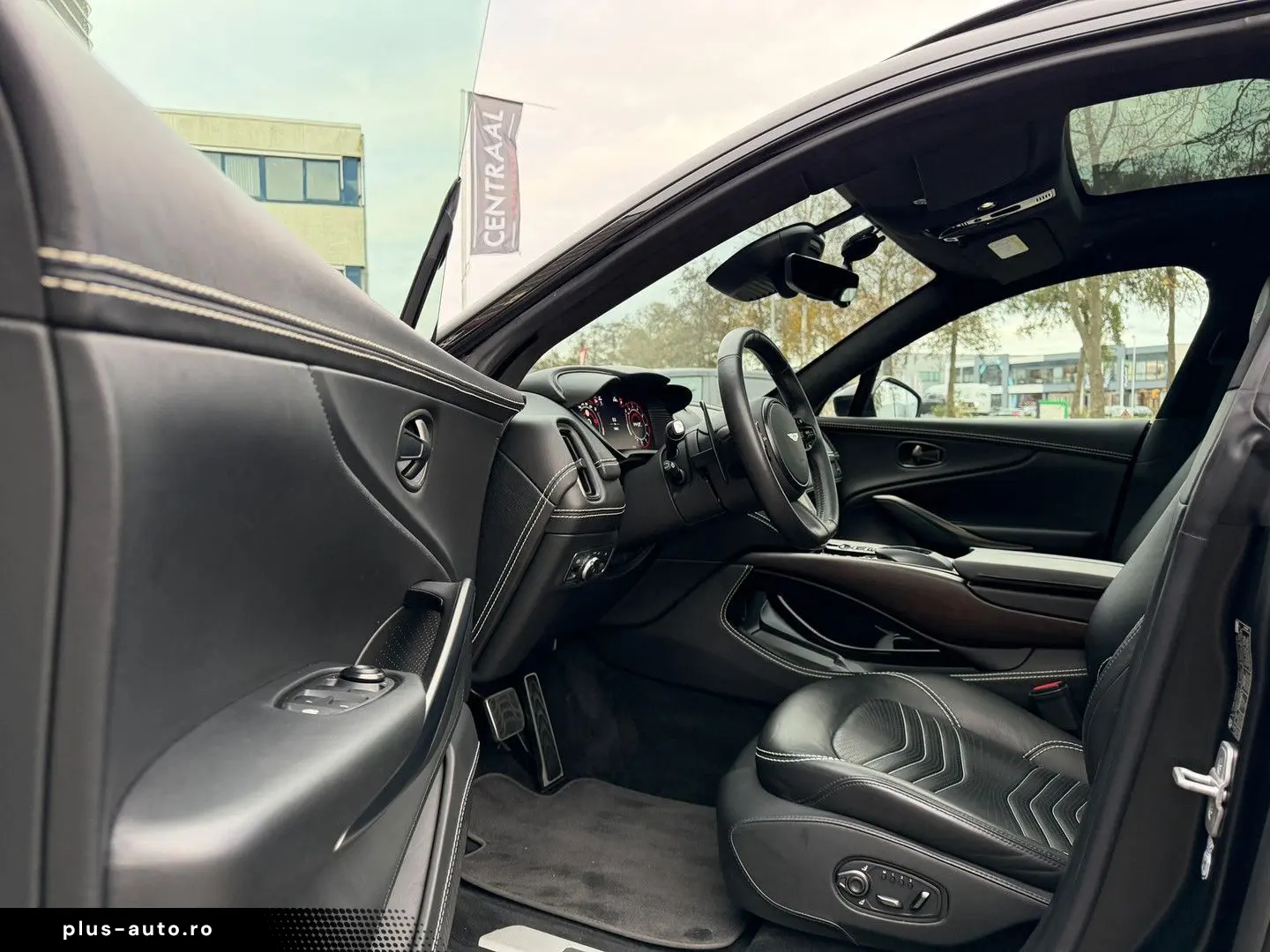 ASTON MARTIN DBX 4.0 V8 Pano Memory Leder ACC Luchtv&hellip;