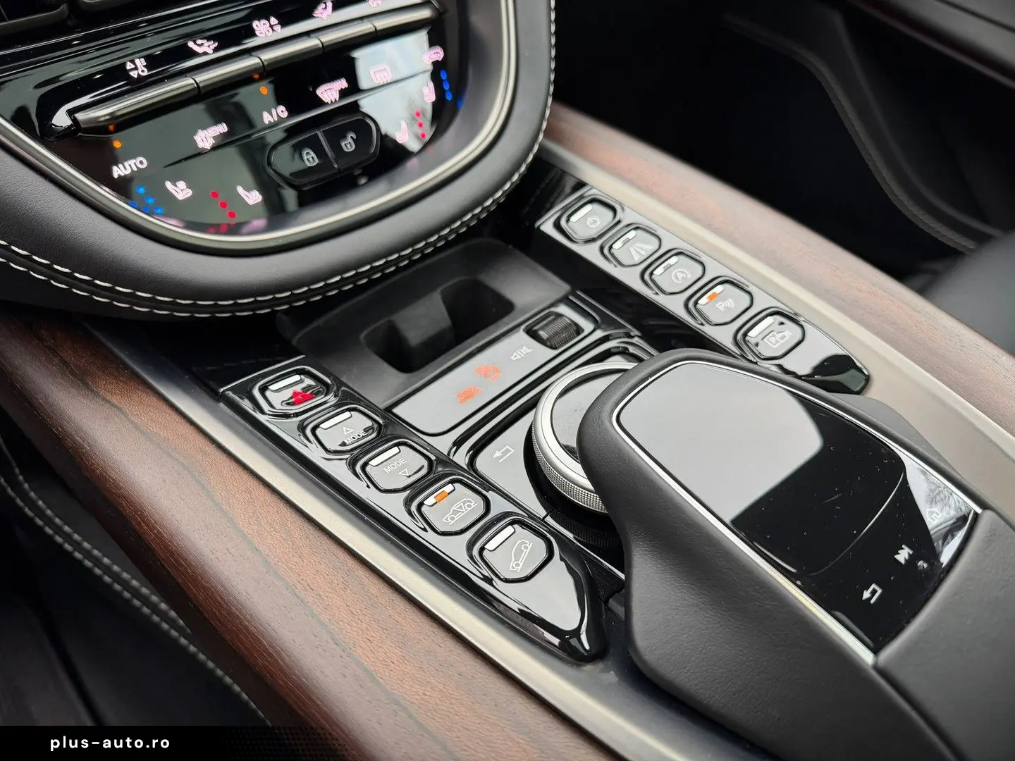 ASTON MARTIN DBX 4.0 V8 Pano Memory Leder ACC Luchtv&hellip;