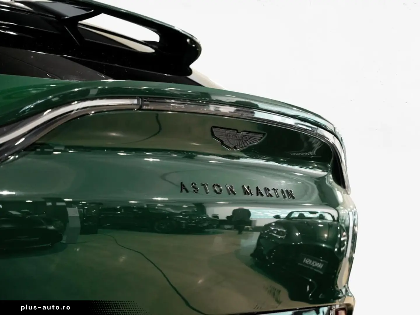 ASTON MARTIN DBX Aston Martin Hamburg