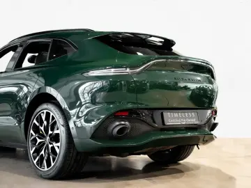 ASTON MARTIN DBX Aston Martin Hamburg