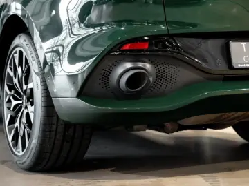 ASTON MARTIN DBX Aston Martin Hamburg