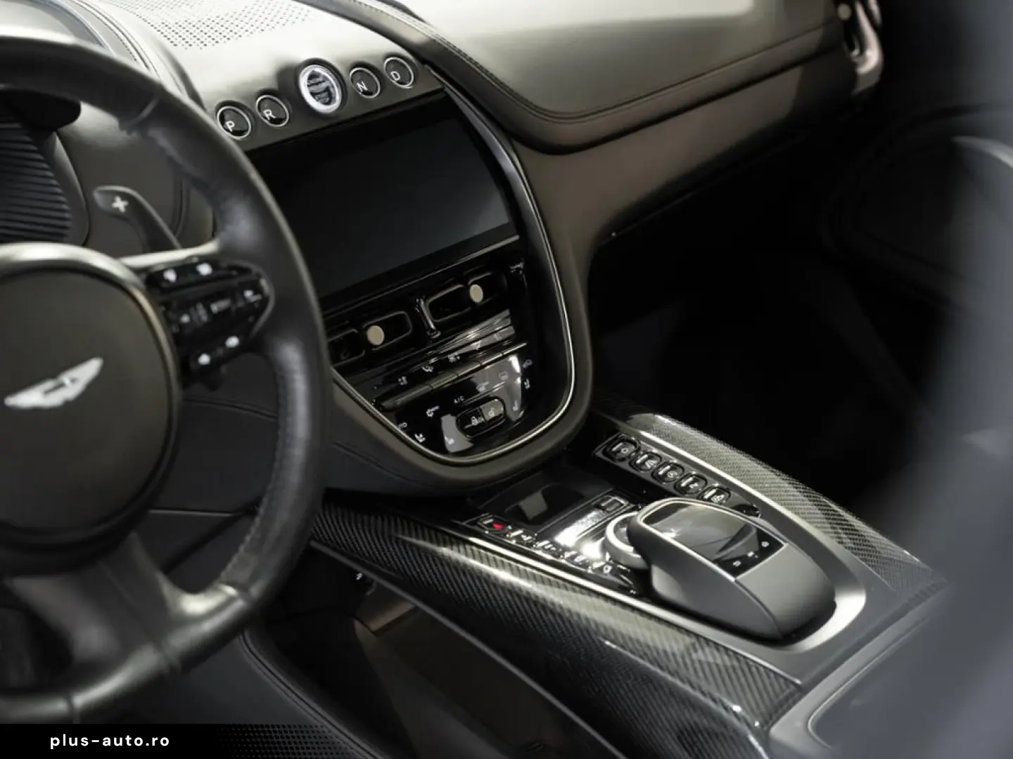 ASTON MARTIN DBX Aston Martin Hamburg