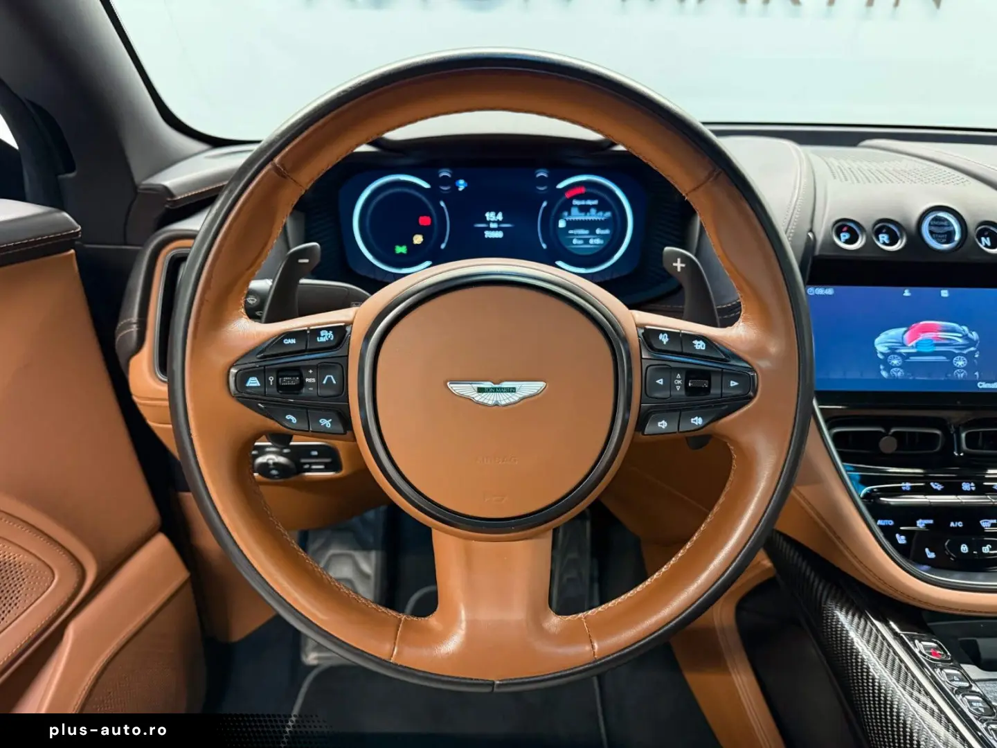 ASTON MARTIN DBX 4.0 V8