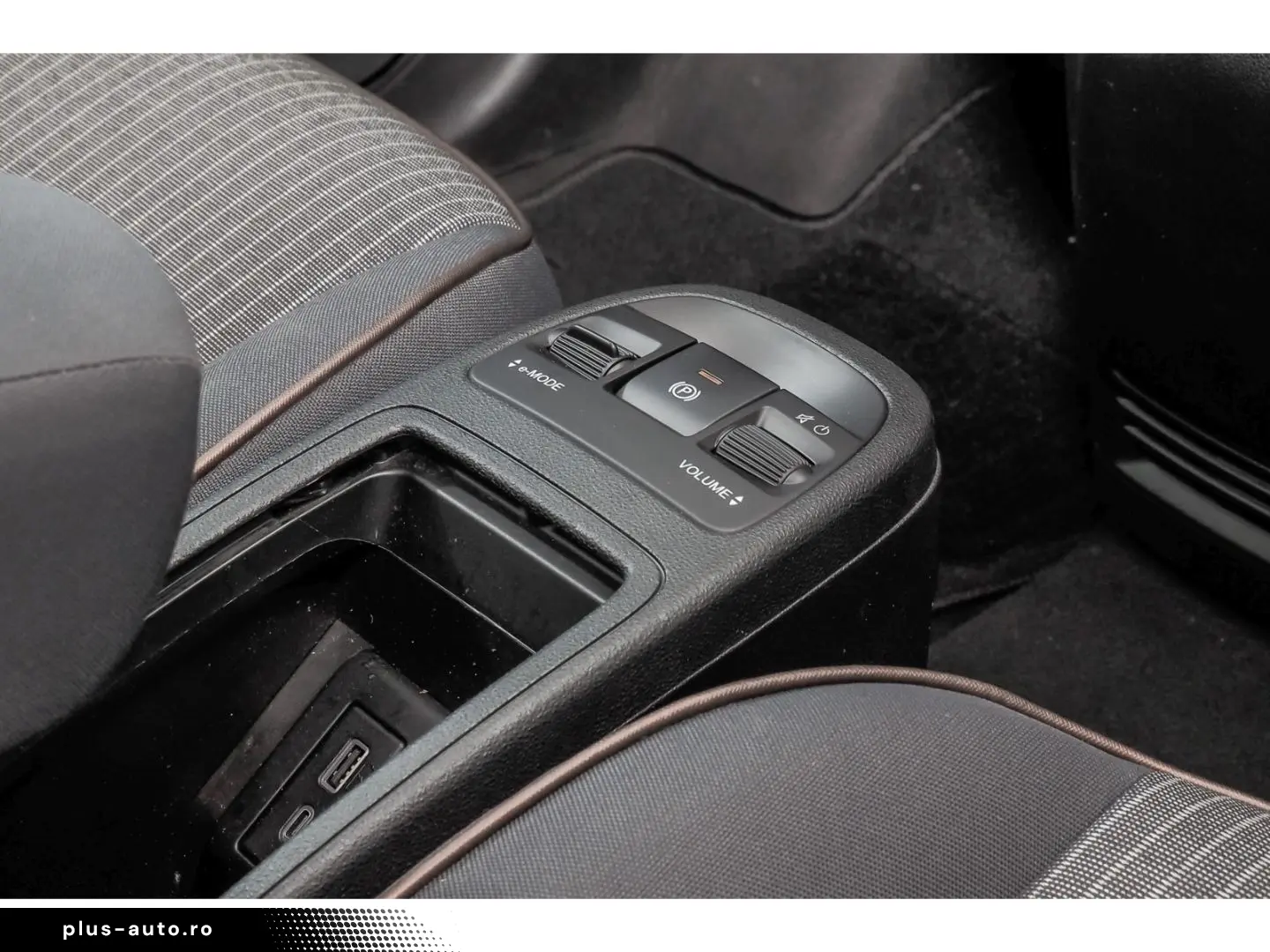 FIAT 500e Cabrio Icon NAVI Shzg  LED SOH CARPLAY R KA