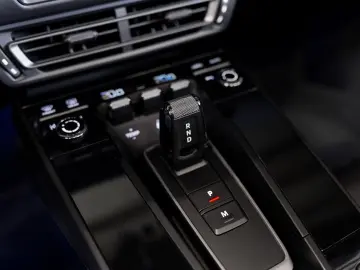 PORSCHE 992 Carrera GTS Cabriolet