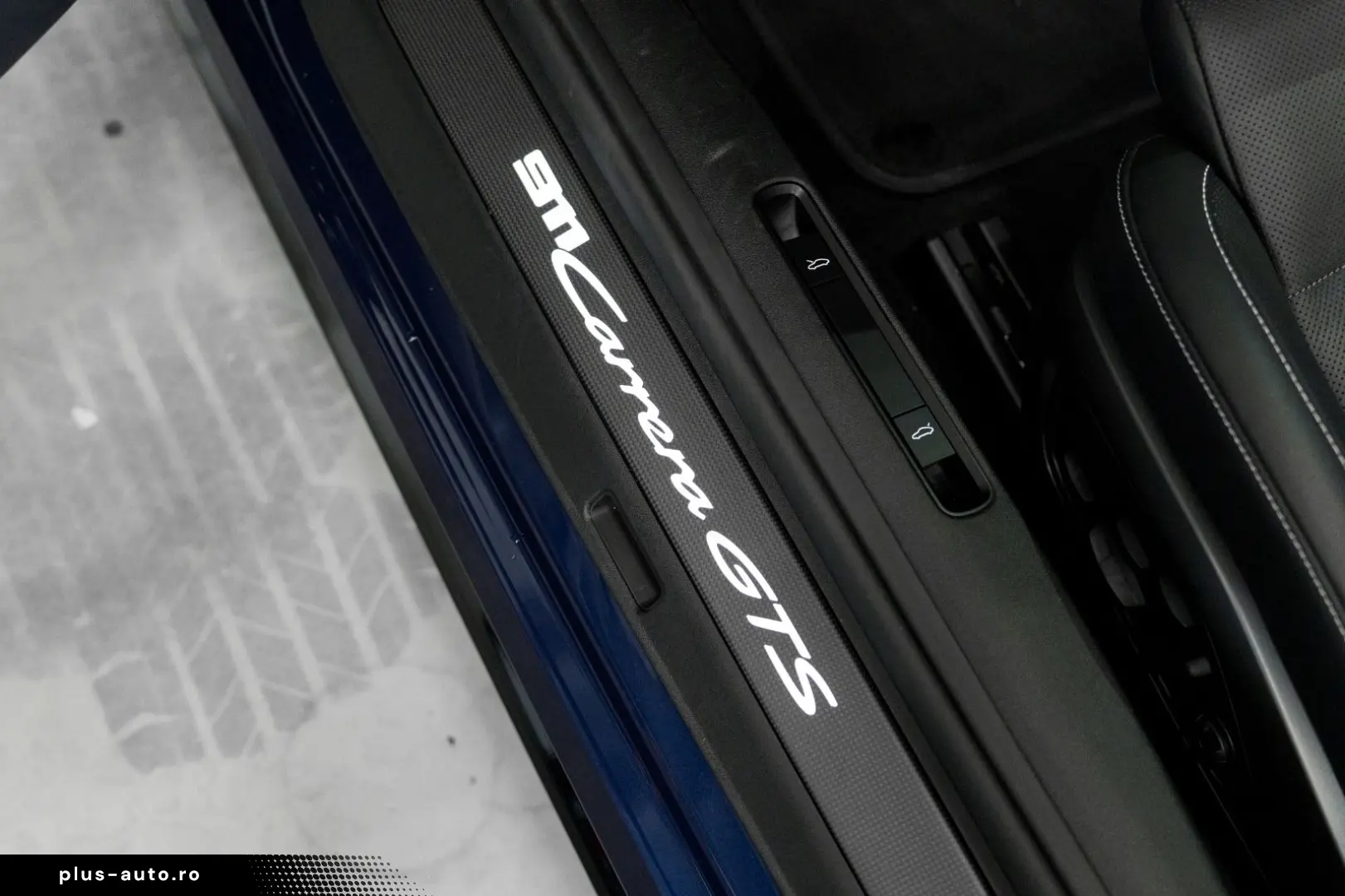 PORSCHE 992 Carrera GTS Cabriolet