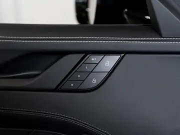 PORSCHE 992 Carrera GTS Cabriolet