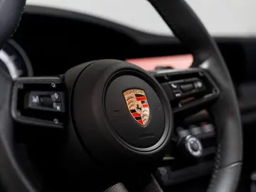 PORSCHE 992 Carrera GTS Cabriolet