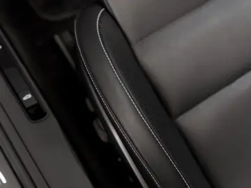 PORSCHE 992 Carrera GTS Cabriolet