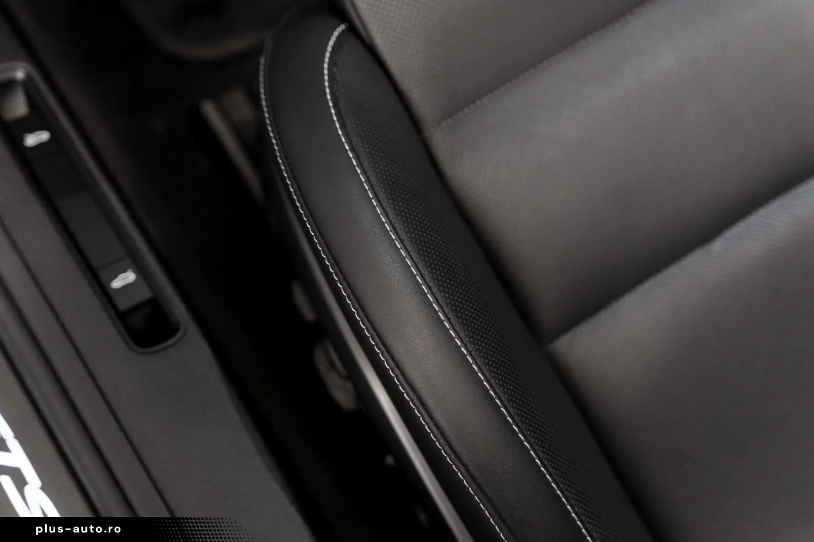 PORSCHE 992 Carrera GTS Cabriolet