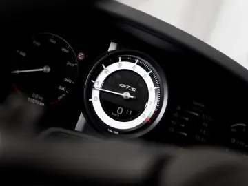 PORSCHE 992 Carrera GTS Cabriolet