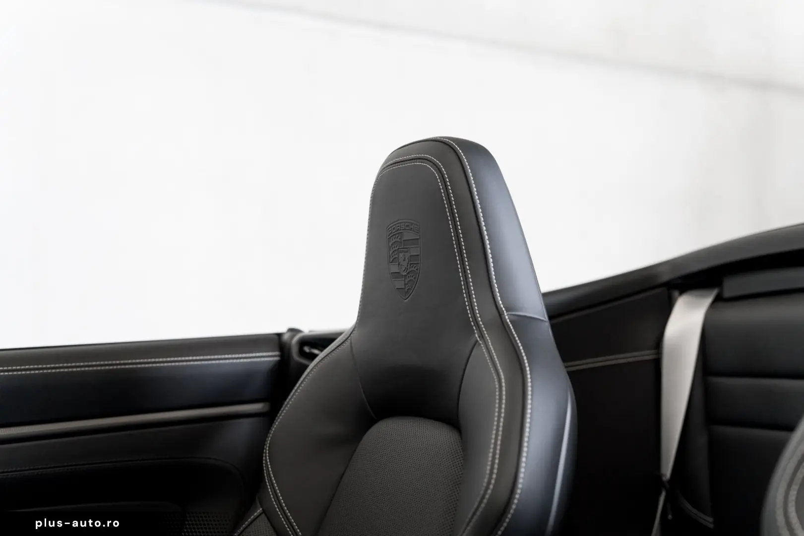 PORSCHE 992 Carrera GTS Cabriolet