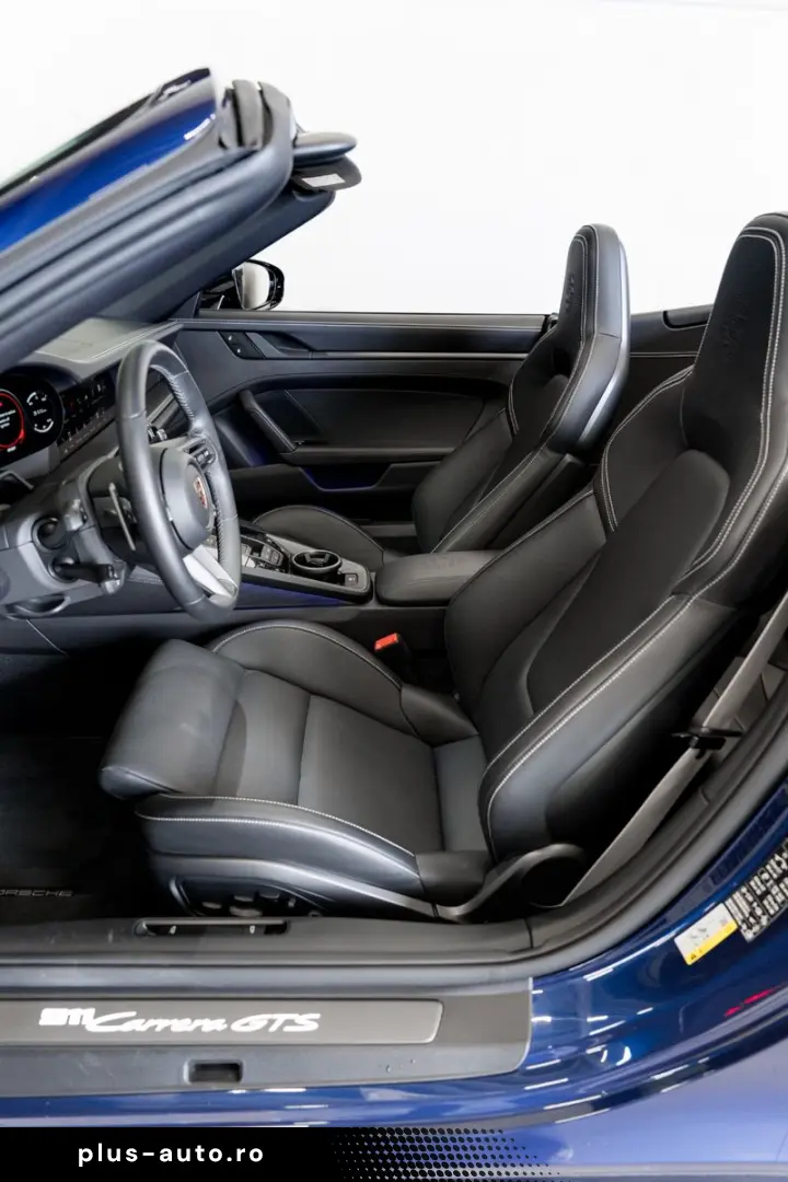 PORSCHE 992 Carrera GTS Cabriolet