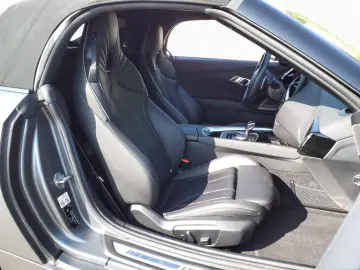 BMW Z4 M40i FROZEN AdLED St Go DrAss HUD Kam H K 19