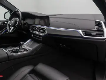 BMW X6 xD40d M Sport Laser DAB Kamera HUD AHK 21Zoll