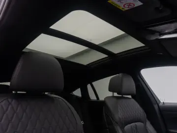 BMW X6 xD40d M Sport Laser DAB Kamera HUD AHK 21Zoll