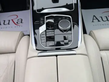 BMW X7 M60i 6-Sitzer NAV LASER PANO B&W 360  ACC 1HD