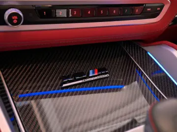 BMW X6 M Competition Soundsystem  Bowers Wilkens