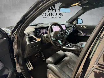 BMW X7 xDrive 40 d  M-SPORT Pro B&W AHK INTEGRAL