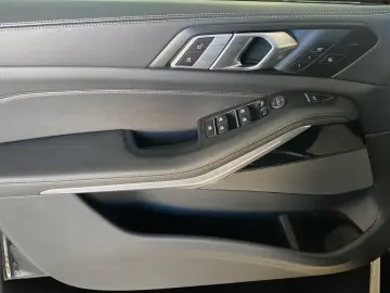 BMW X5 M60 i xDrive NP 144.000€ SkyLounge