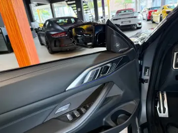 BMW M4 Cabrio xDrive Competition LASER~AC-SCHNITZER