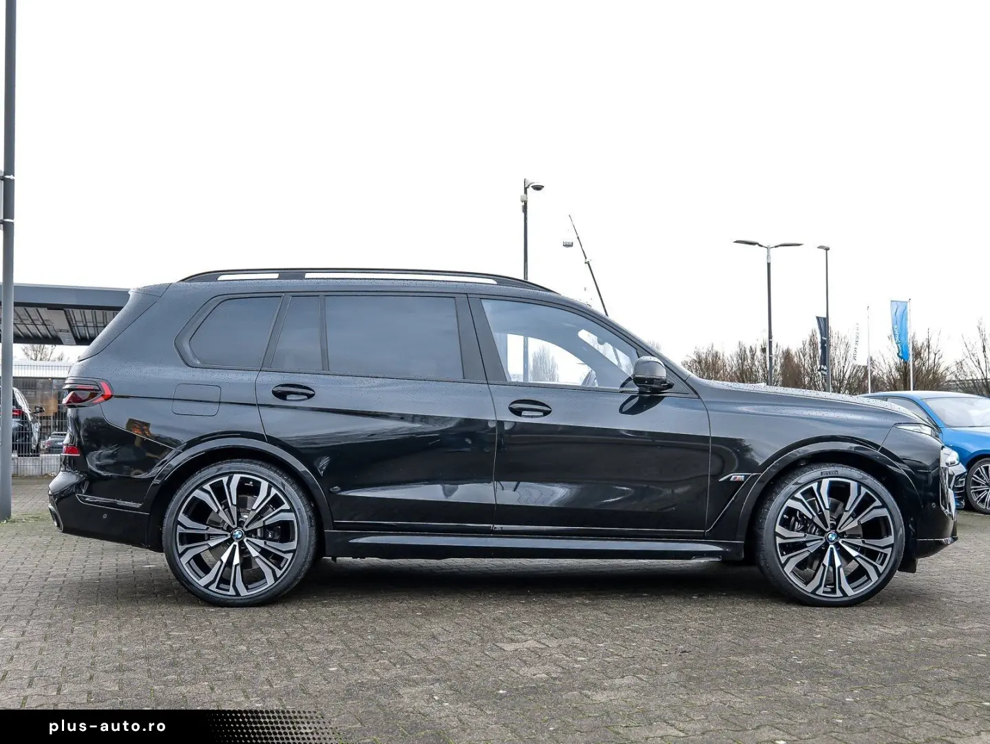 BMW X7 M60i M Sport Pro AHK Pano Sky Lounge Standhei