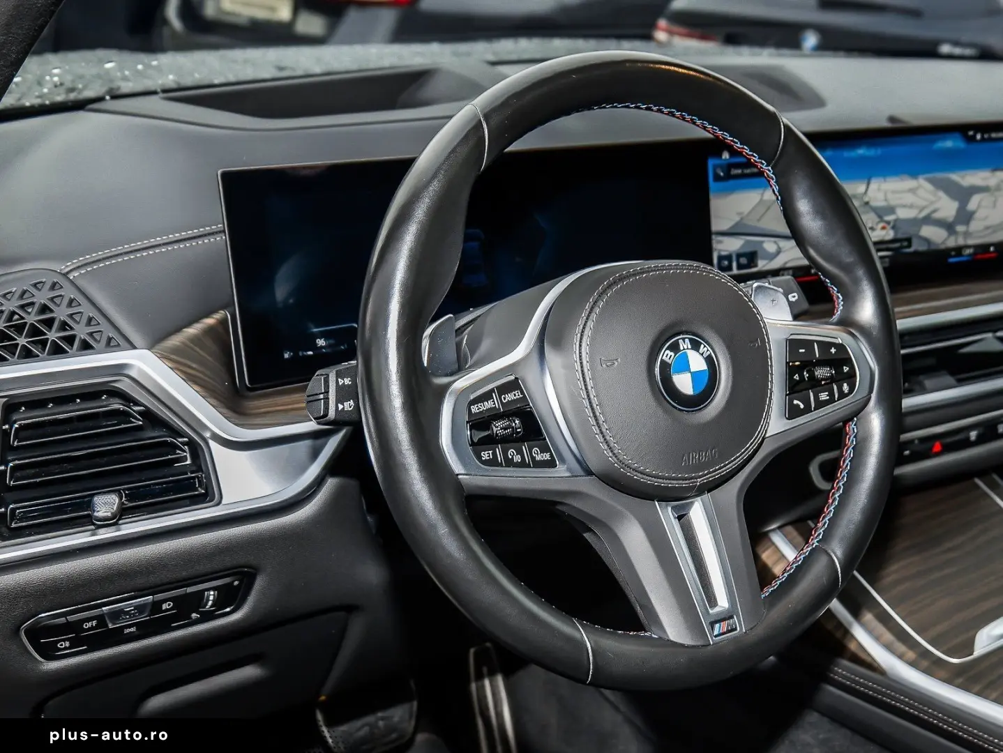 BMW X7 M60i M Sport Pro AHK Pano Sky Lounge Standhei