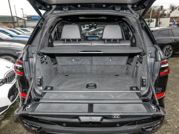 BMW X7 M60i M Sport Pro AHK Pano Sky Lounge Standhei