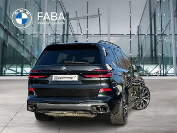 BMW X7 M60i xDrive Sportpaket Gestiksteuerung DAB