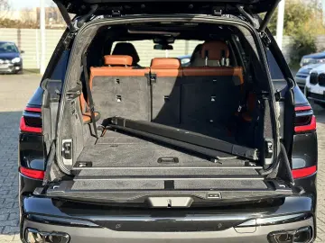 BMW X7 M60i xDrive Sportpaket Gestiksteuerung DAB