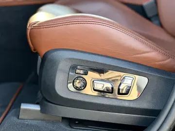 BMW X7 M60i xDrive Sportpaket Gestiksteuerung DAB