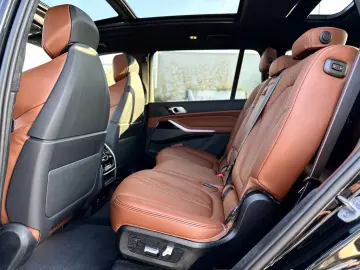 BMW X7 M60i xDrive Sportpaket Gestiksteuerung DAB