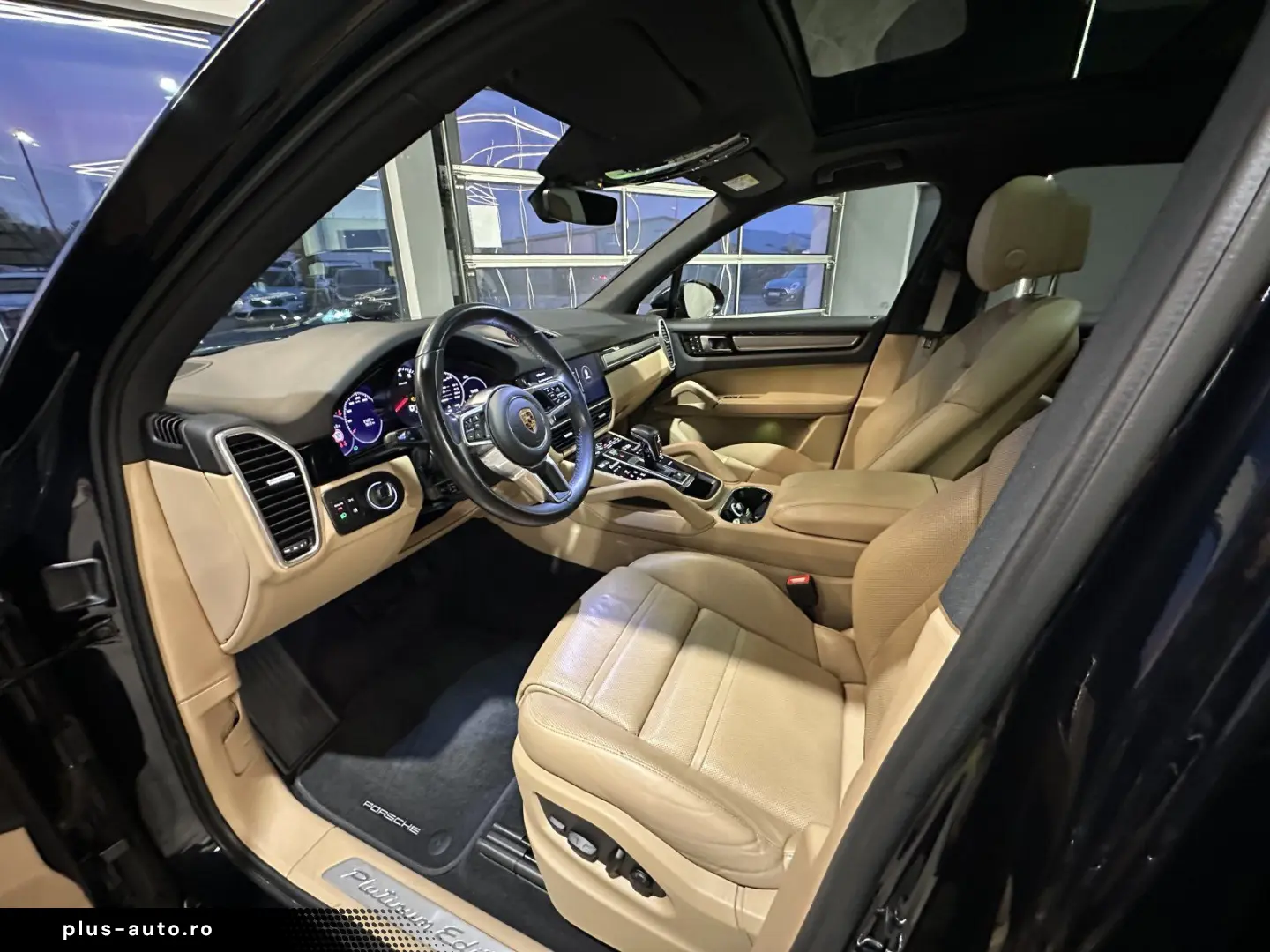 PORSCHE Cayenne  Platinum Edition