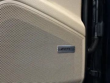 PORSCHE Cayenne  Platinum Edition