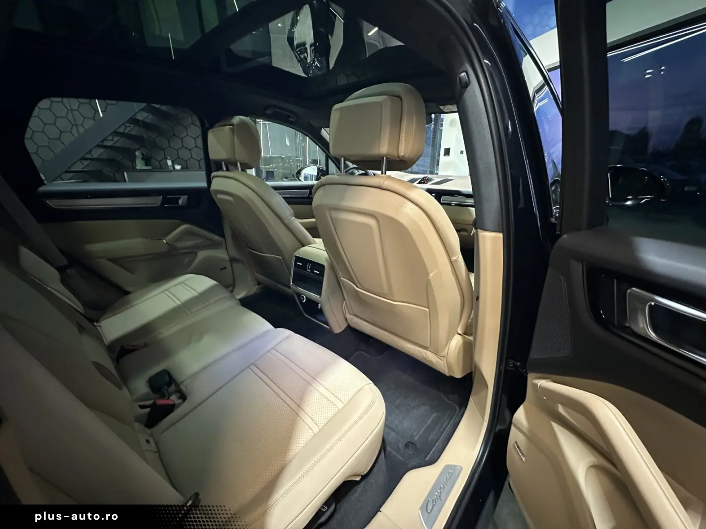 PORSCHE Cayenne  Platinum Edition