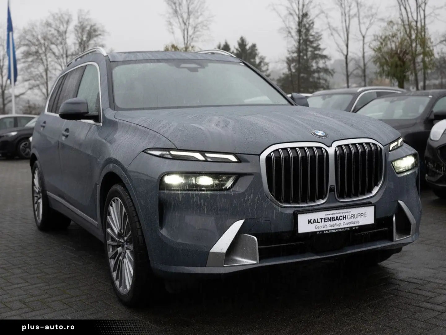 BMW X7 xDrive 40i FACEL. PANO AHK HUD LED AKTIVSITZE