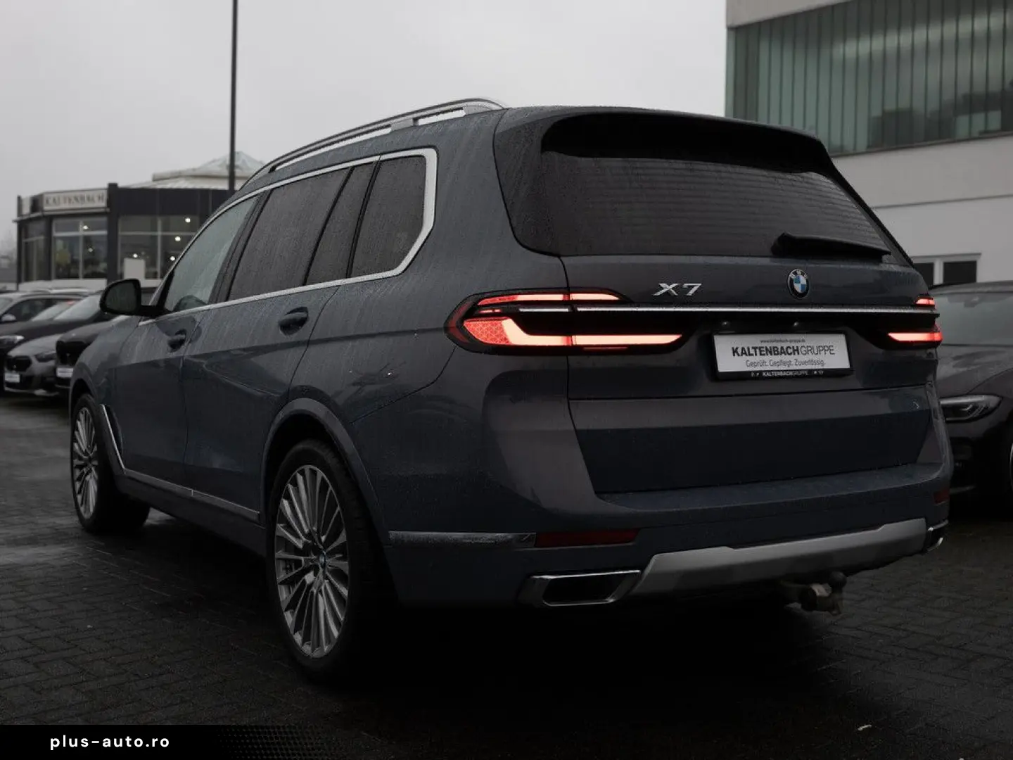 BMW X7 xDrive 40i FACEL. PANO AHK HUD LED AKTIVSITZE