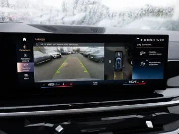 BMW X7 xDrive 40i FACEL. PANO AHK HUD LED AKTIVSITZE