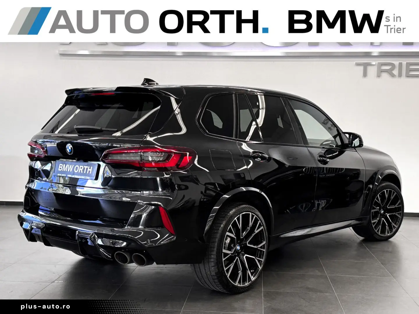 BMW X5 M Competition PANO MASSAGE SITZLÜFT AHK B&W