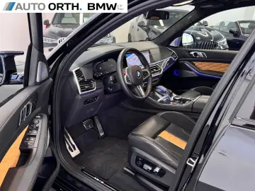 BMW X5 M Competition PANO MASSAGE SITZLÜFT AHK B&W
