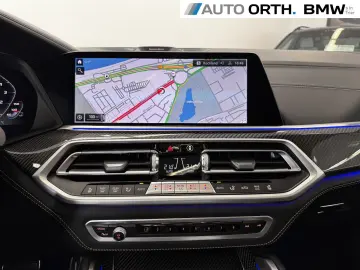 BMW X5 M Competition PANO MASSAGE SITZLÜFT AHK B&W
