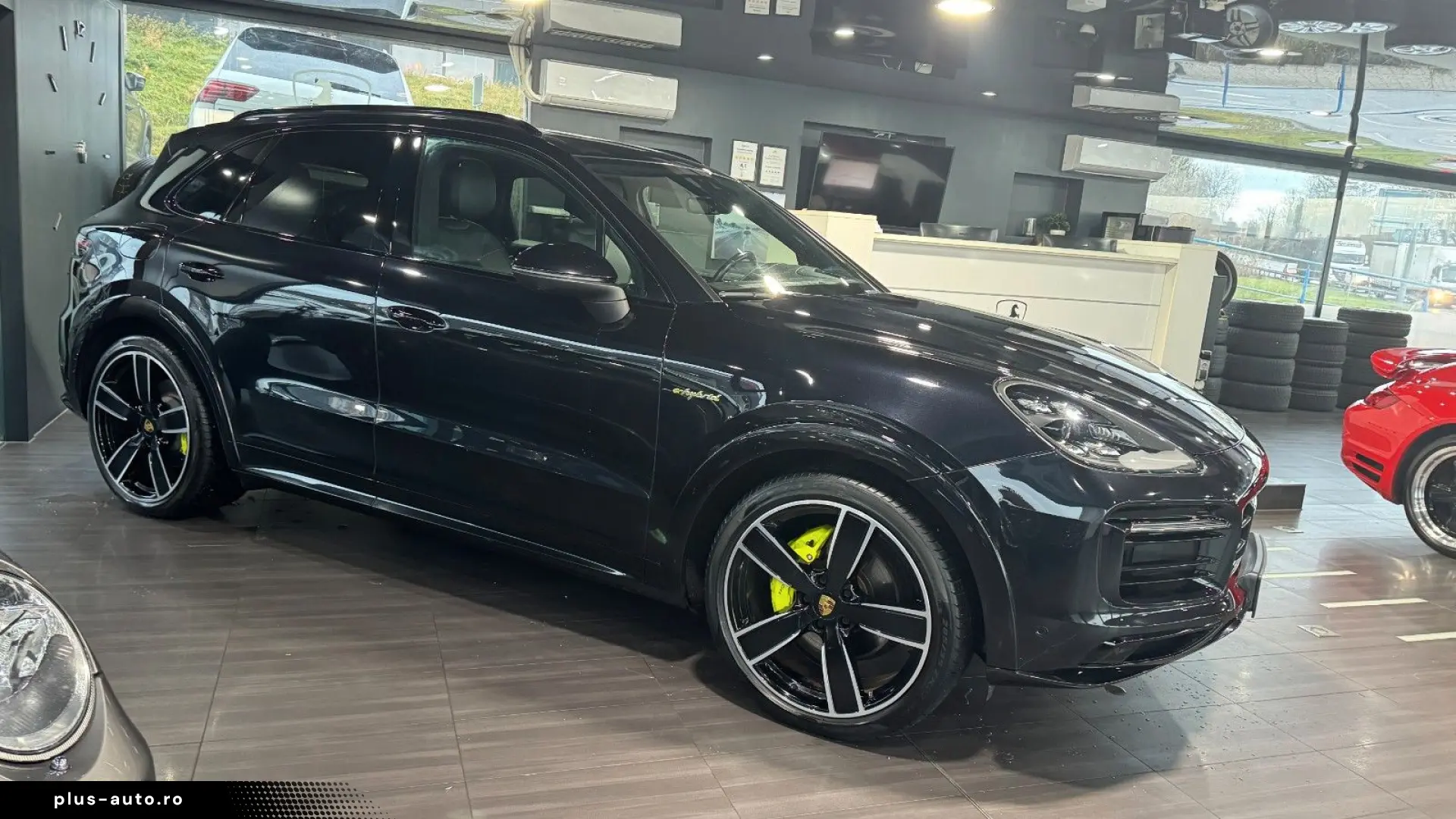 PORSCHE Cayenne E-Hybrid Sport Design Pano Matrix 360
